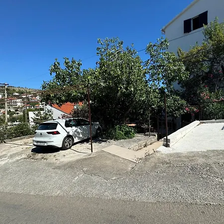 Bella 1 Apartment Trogir